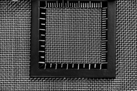 #30 Mesh | 304 Stainless Steel | 667 Micron / 0.667mm Aperture (Hole Size) | 30 Mesh Wires per Inch | 0.18mm Wire Diameter | 1m x 1.32m