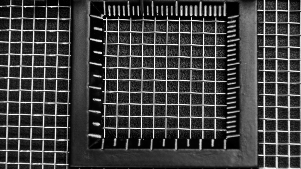 #10 Mesh | 304 Stainless Steel | 2200 Micron / 2.2mm Aperture (Hole Size) | 10 Mesh Wires per Inch | 0.34mm Wire Diameter | 1m x 1.32m