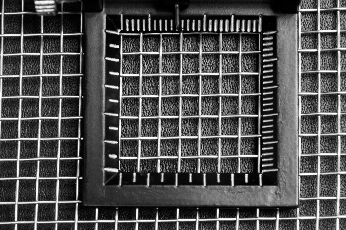 #7 Mesh | 304 Stainless Steel | 3080 Micron / 3.08mm Aperture (Hole Size) | 7 Mesh Wires per Inch | 0.55mm Wire Diameter | 1m x 1.32m